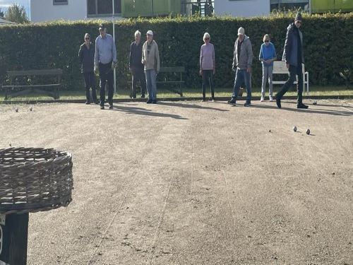 Dejligt med frisk luft på en solskins søndag og med engang petanque 😁😁😁😁😁